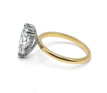 Hidden Halo Pear Brilliant Cut 2.00+ D-E/VS
