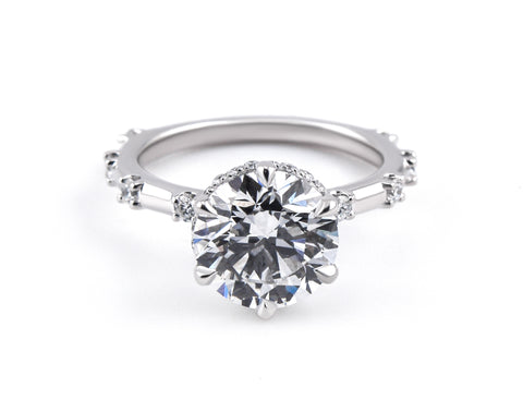 Round Brilliant Cut Diamond Hidden Halo Unique Sides 2.00+ ct D-E/VS