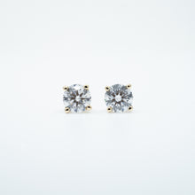 Exquisite Harmony: 2.00+ Carat VS1-VS2 Clarity and DEF Color