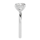 Solitaire with a collar