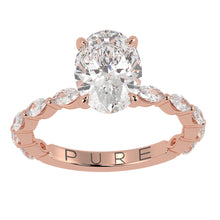 Stunning Oval Cut Diamond Engagement Ring