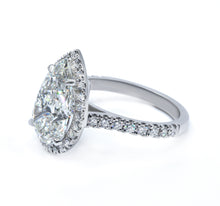 Complicated Pear Shape Halo