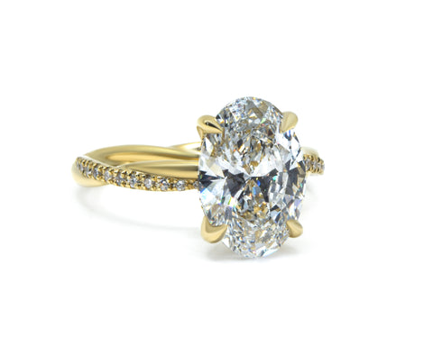 Lab-Grown Diamond Ring with Hidden Halo and Twisted Band