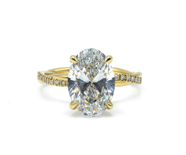 Lab-Grown Diamond Ring with Hidden Halo and Twisted Band