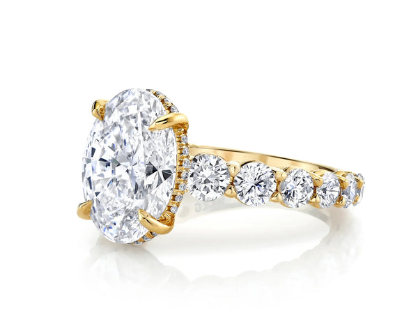 Hidden Halo Oval Cut, French Cut Pavé sides