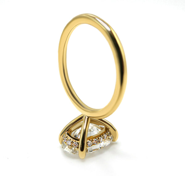 Solitaire Inspired Hidden Halo Oval Brilliant Cut 2.00+ ct D-E/VS