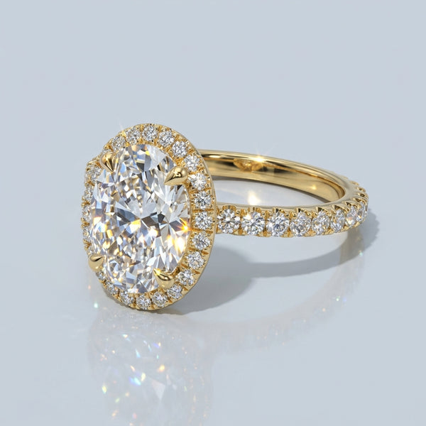 Front view of the yellow gold engagement ring
