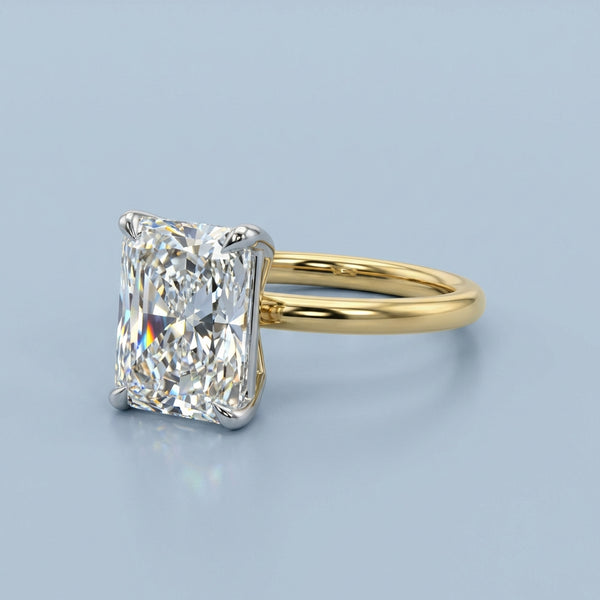 Front view of the yellow gold engagement ring