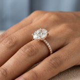 Hidden Halo Oval Brilliant Cut French Cut Pavè 2.00+ CT, D-E/VS