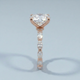 Stunning Oval Cut Diamond Engagement Ring