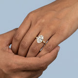 Stunning Oval Cut Diamond Engagement Ring