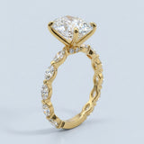 Stunning Oval Cut Diamond Engagement Ring