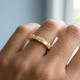 Alternating three round wedding band