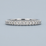 Classic one row round diamond stacking band