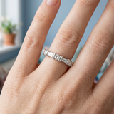 Alternating three round wedding band