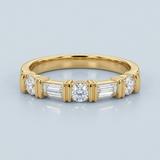Alternating three round wedding band