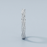 Round diamond twist wedding band