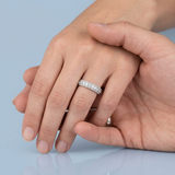 Single row milgrain diamond wedding band