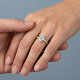 Two-Tone Oval Side-Edge Halo Ring Setting