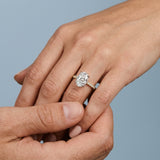 Two-Tone Oval Side-Edge Halo Ring Setting