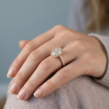 Oval Halo Diamond Pavé Engagement Ring Setting