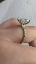 Radiant Cut Diamond Three Row Pavé
