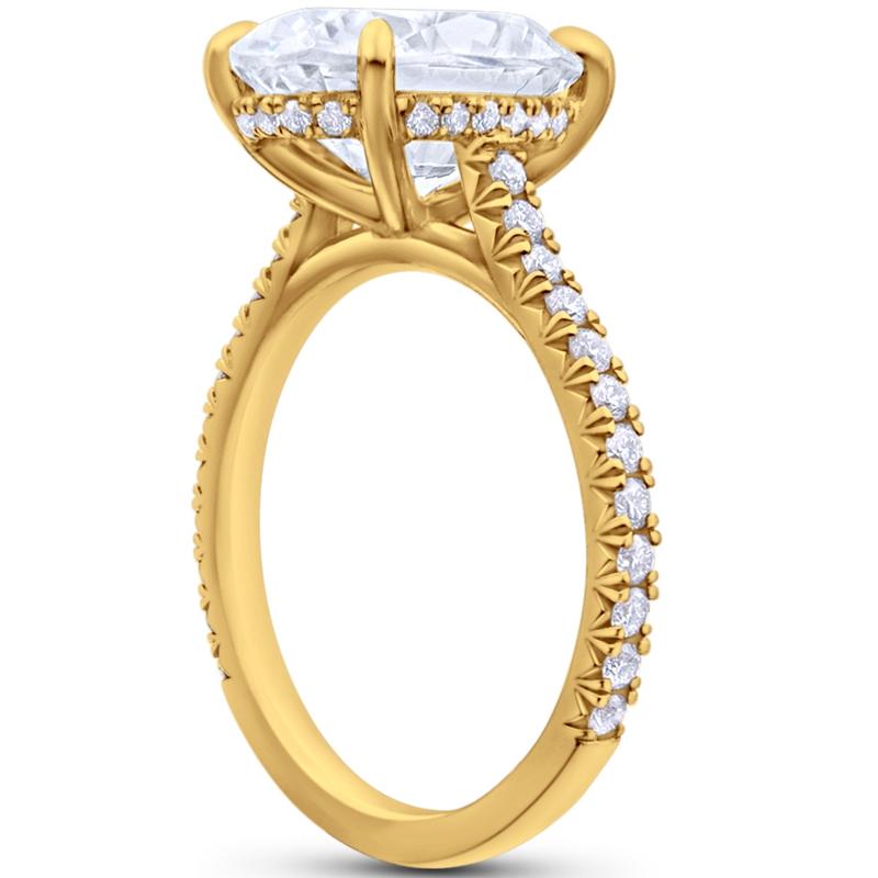 Side Edge Halo Ring & Oval Cut Diamond