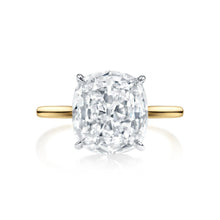 Cushion cut diamond ring